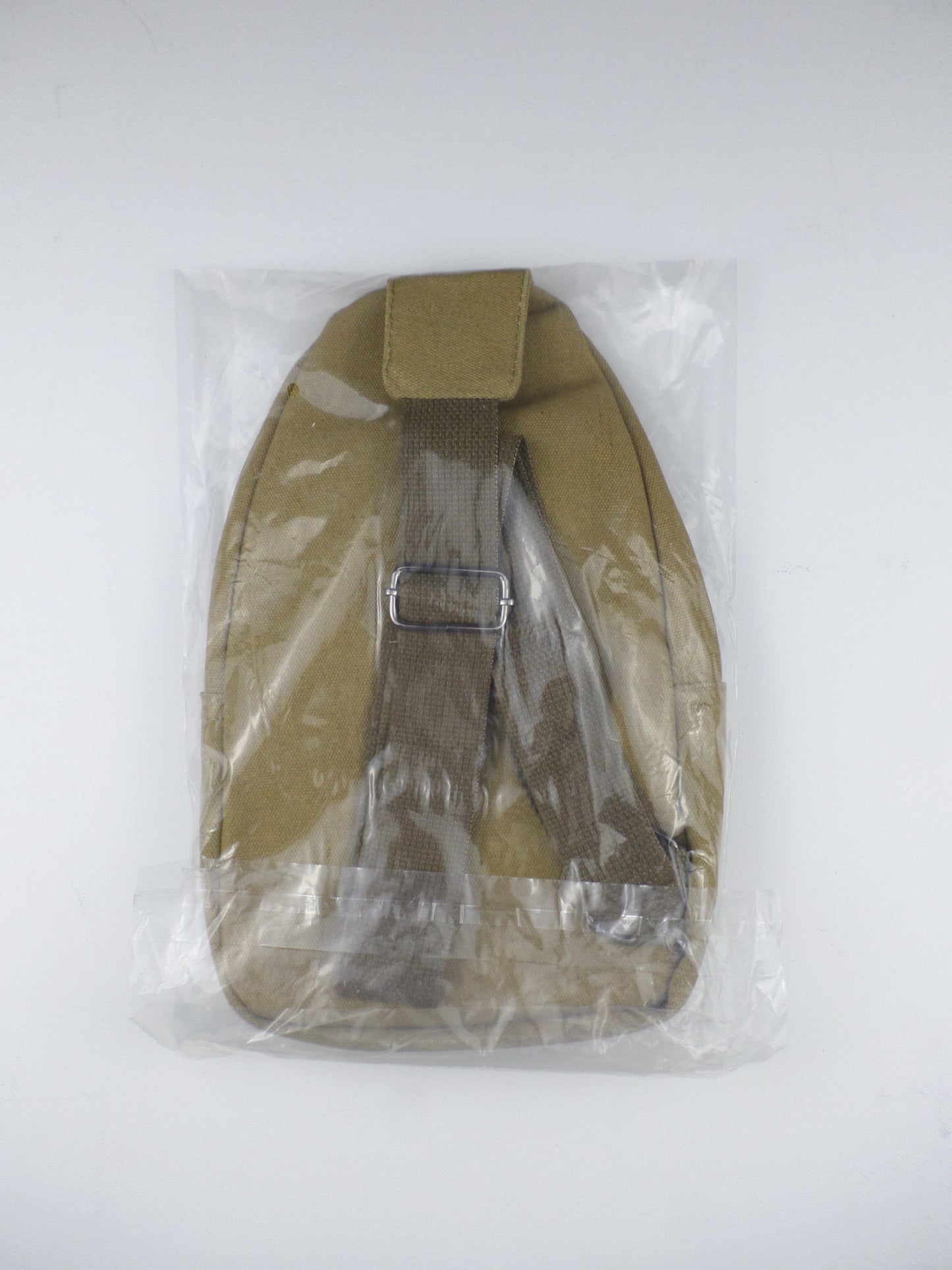 0-10049 Ankh (grn/yel/rd)  - Crossbody bag with keychain charm  (Tan)